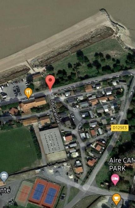 Chalet Agreable En Bord En De Mer. Le Port-des-Barques Zewnętrze zdjęcie