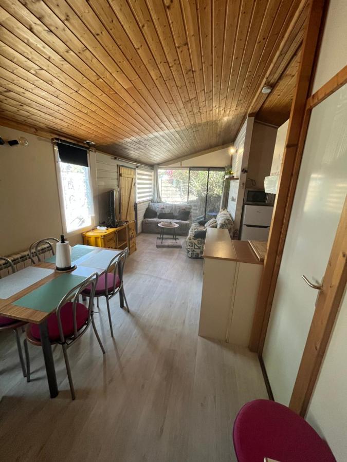 Chalet Agreable En Bord En De Mer. Le Port-des-Barques Zewnętrze zdjęcie
