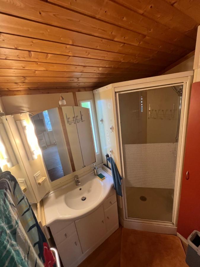 Chalet Agreable En Bord En De Mer. Le Port-des-Barques Zewnętrze zdjęcie
